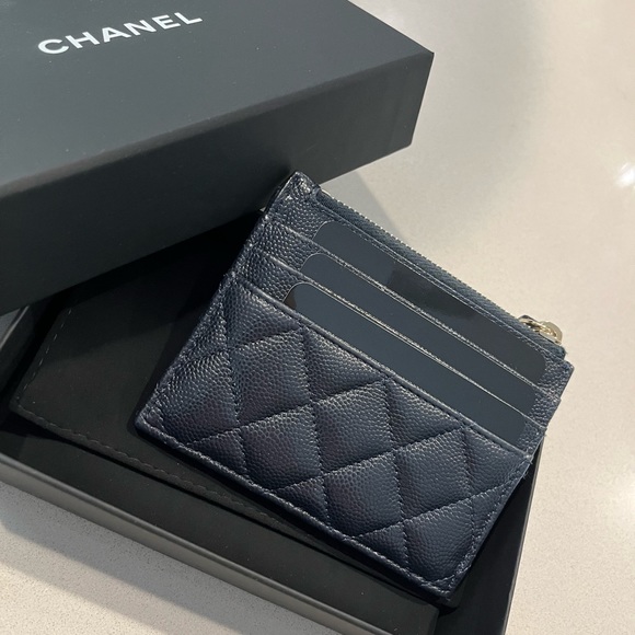 SOLD - Picture 4 of 15